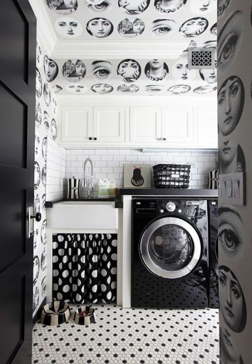 fornasetti_plates_wallpaper-laundry